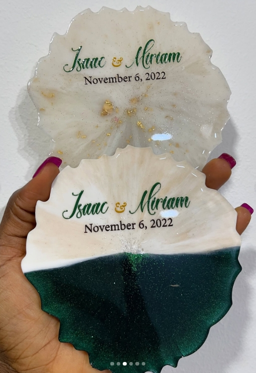 Resin Coasters for wedding souvenirs in your preferred colors. #Coasters #Res…