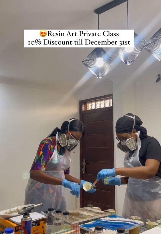 Resin Art Workshop. #ResinArtGH #ResinArt #ResinArtWorkshop #ArtWorkshop